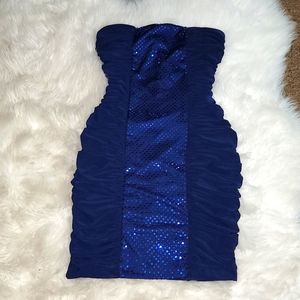 SOLD!Beautiful blue dress size small